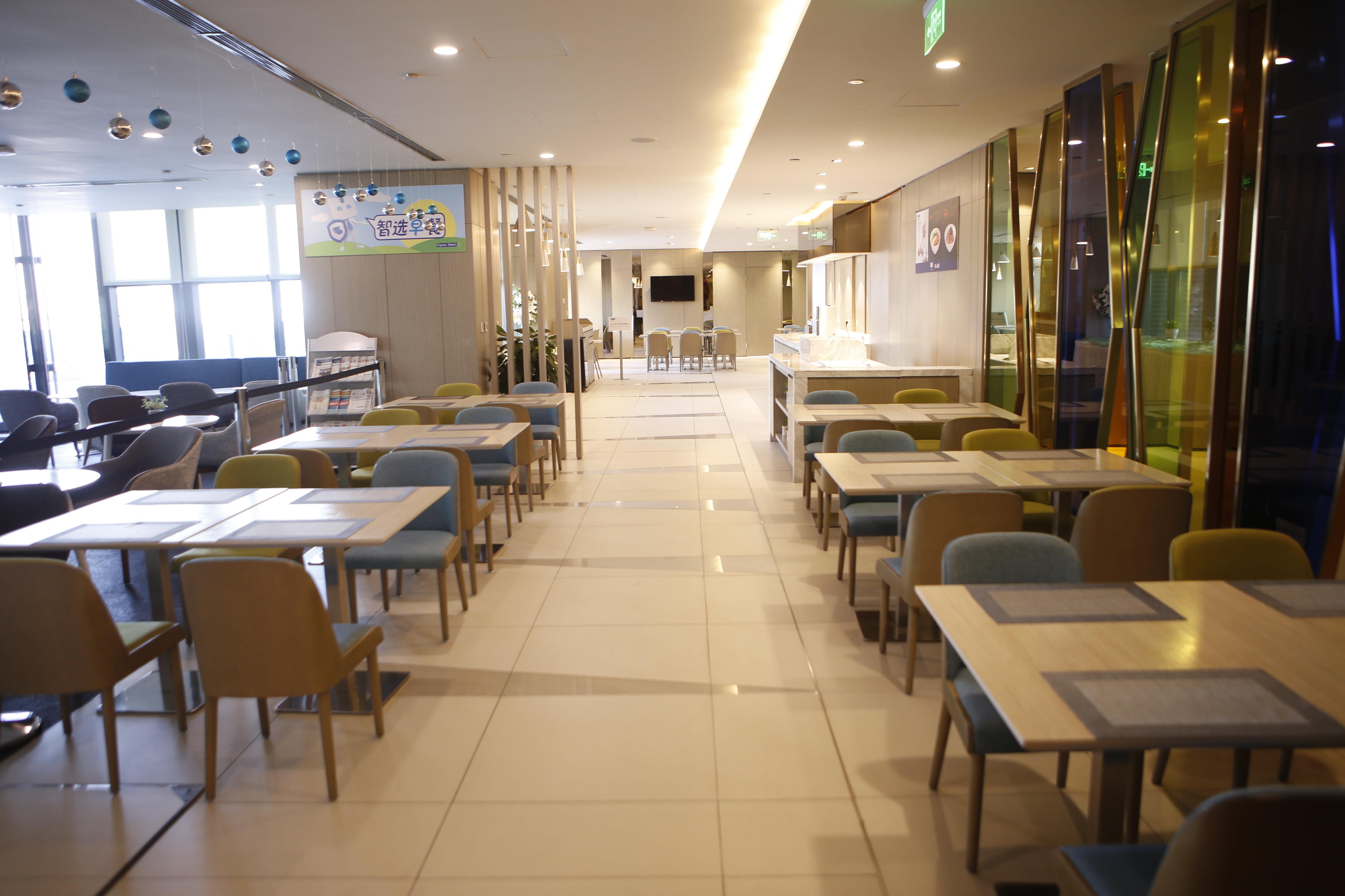 Holiday Inn Express Yingkou Onelong Plaza By Ihg Gaizhou エクステリア 写真