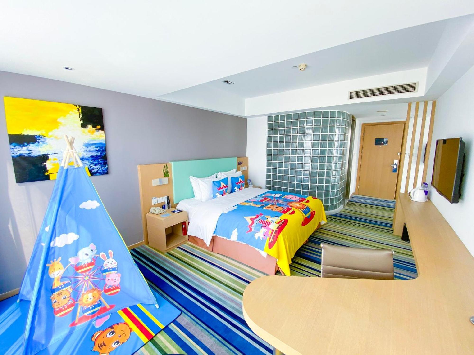 Holiday Inn Express Yingkou Onelong Plaza By Ihg Gaizhou エクステリア 写真